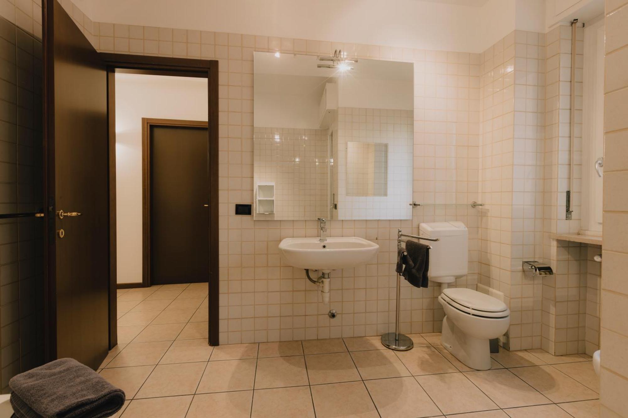 Arena Luxury Apartment ヴェローナ エクステリア 写真